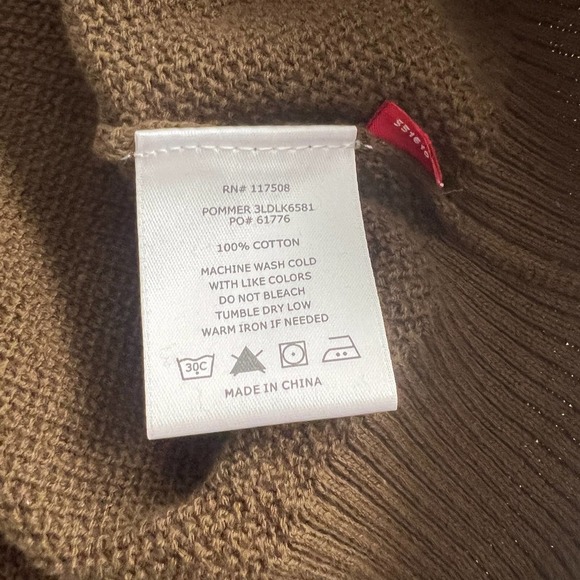 Levi's Men's Pullover Crewneck Sweater  In Olive Size XL - Picture 6 of 9